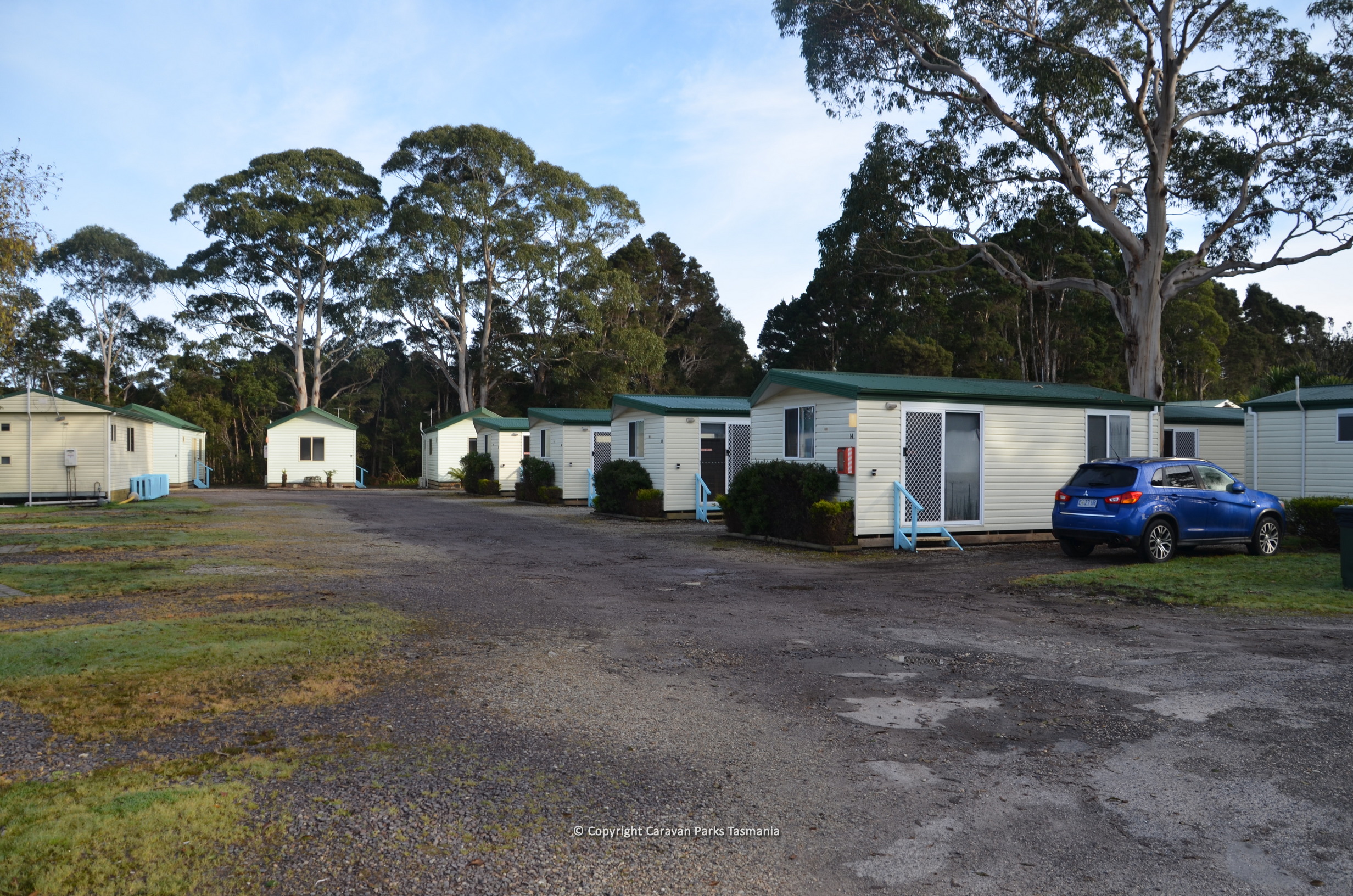 strahan tourist park caravan cabins tasmania